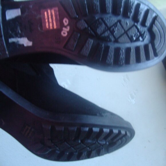 Emanuele Crasto ITALY Women's Black Suede Round Toe Chelsea Boots, EURO 39 M - Picture 12 of 16